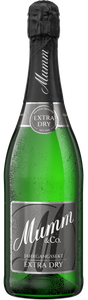 Der Mumm Jahrgangssekt in einer grünen Flasche, die mit feinen Blasen und einem stilvollen Etikett verziert ist.